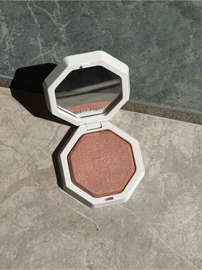 Fenty Beauty | Makeup | Fenty Agave Spice 3 Body Sauce Body Luminizing Tint  | Poshmark